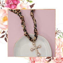 Load image into Gallery viewer, Scarf Necklace