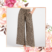 Load image into Gallery viewer, Washed Leopard Print Wide Leg Pants