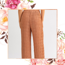Load image into Gallery viewer, Sienna Crepe Pleated Pants