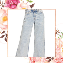 Load image into Gallery viewer, Light Wash Wide Leg Denim