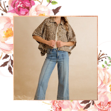 Load image into Gallery viewer, Leopard Cape Jacket